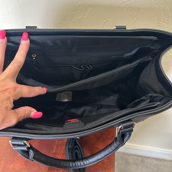 Rains more Women's Laptop Bag NWT - Picture 10 of 11